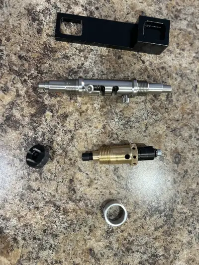 Cam timing tool kit rental for 48 hours. Requires $500 cash deposit. Suitable for BMW R1200GS, R1200...