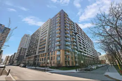 One-bed one-bath condo (3½) in Griffintown/downtown / Montreal