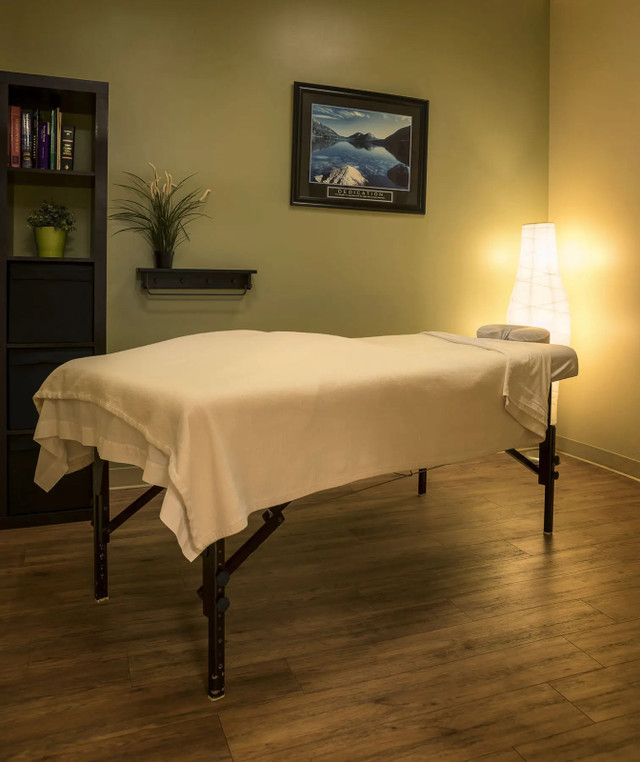 Vivify Massage Therapy | Thérapeutique By Maria R-Khelly dans Santé et besoins spéciaux  à Longueuil/Rive Sud