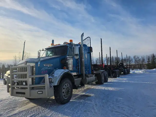 Kenworth  T800  2006 in Heavy Trucks in Fort St. John - Image 3