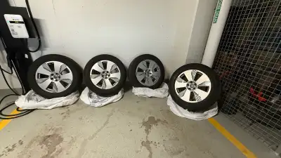 4-19” Continental Winter Tires used 2 winters-lots of life still in them, worth 400.00 each new. 255...