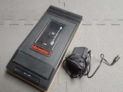 Rebobineur-Enrouleur de cassettes VHS  #726, View more