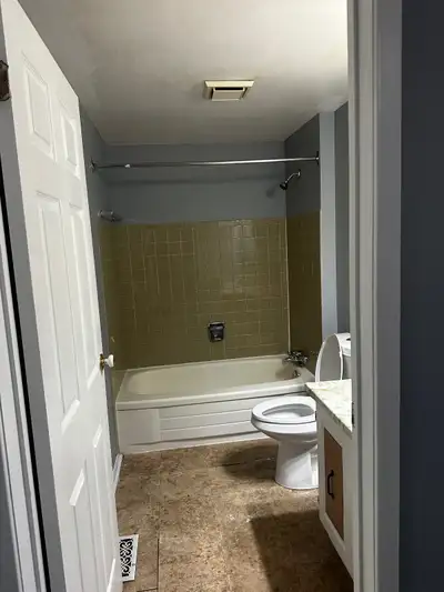 3 bedroom town house for rent 105 Hansen Road North Brampton