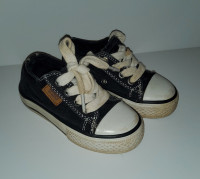 Toddler Levi's Sneakers Black Canvas Size 7 Kids Shoes