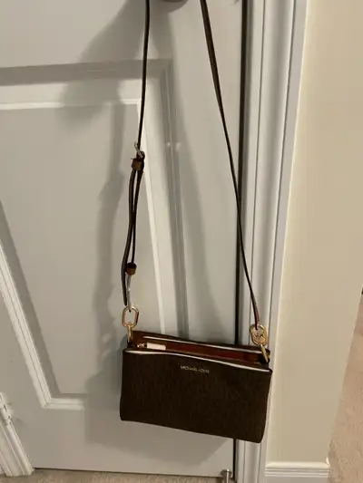 Michael Kors crossbody bag brand new, View more