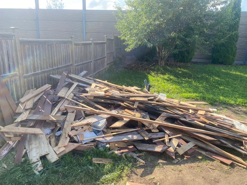 Deck wood Free Stuff Windsor Region Kijiji