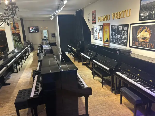  Pianos Yamaha U1 et U3 à vendre – Garantie 5 ans!  in Pianos & Keyboards in City of Montréal - Image 3