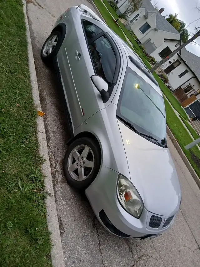 For Sale 577405796903168001