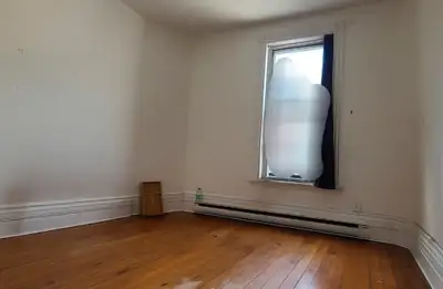 Room For Rent/ Coloc Chambre Privé