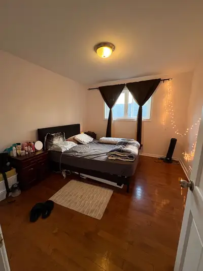 Available for female only ( No sharing) NEPALI PREFERRED BUT ALL ARE WELCOME AS WELL NICE ROOM AVAIL...