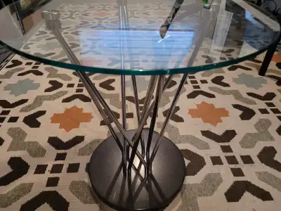 Tables en verre, View more
