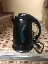 Electric kettle and blender and pan brand new each is $25
