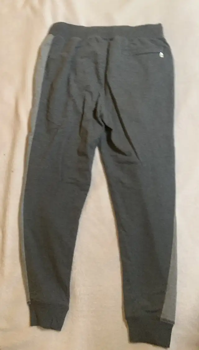 Fila Sweatpants in Men's in City of Toronto - Image 3