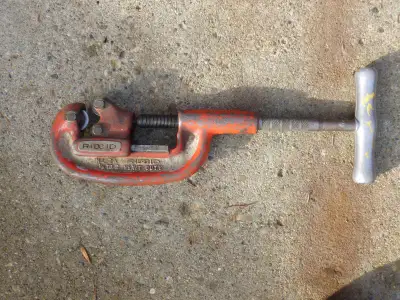 Ridgid pipe cutter, View more