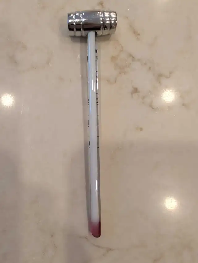 Thermometer in Hobbies & Crafts in Kitchener / Waterloo - Image 3