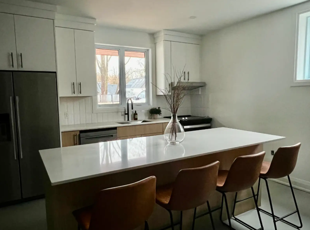 2 Bedroom 1.5 Bath Apartment In Rockwood Available March 1st