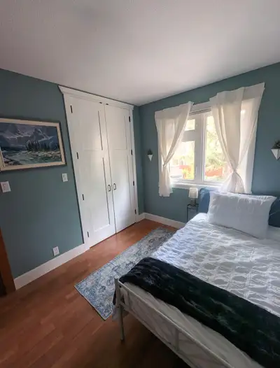 Room in Canmore for rent