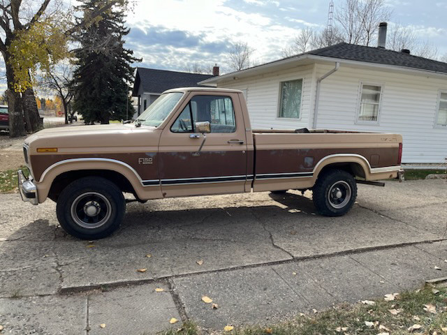1986 Ford F-150 2WD in Cars & Trucks in Swift Current