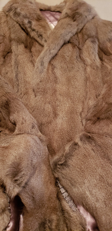 Mink coat in Other in Kamloops - Image 3