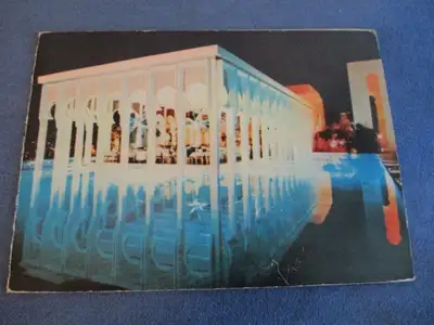 A vintage souvenir from ARMANDO'S TAJ-MAHAL in Acapulco, Mexico & in good condition. A souvenir pape...