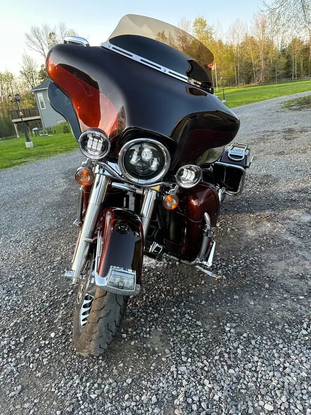 Harley Davidson Elctra Glide Ultra Limited in Touring in Ottawa - Image 3
