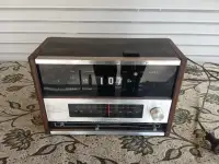 1950s Wynford Hall Vintage Flip-Clock Radio