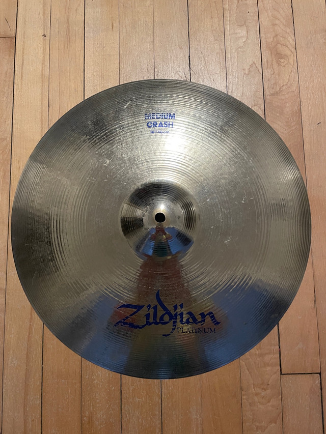 Zildjian Platinum Medium Crash dans Percussions  à Ville de Montréal