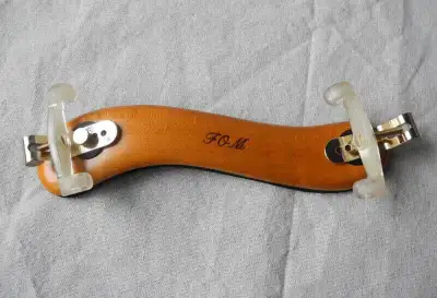 Full size wood violin shoulder rest (3/4 to 4/4 violins) with comfortable curve shape and soft foam...