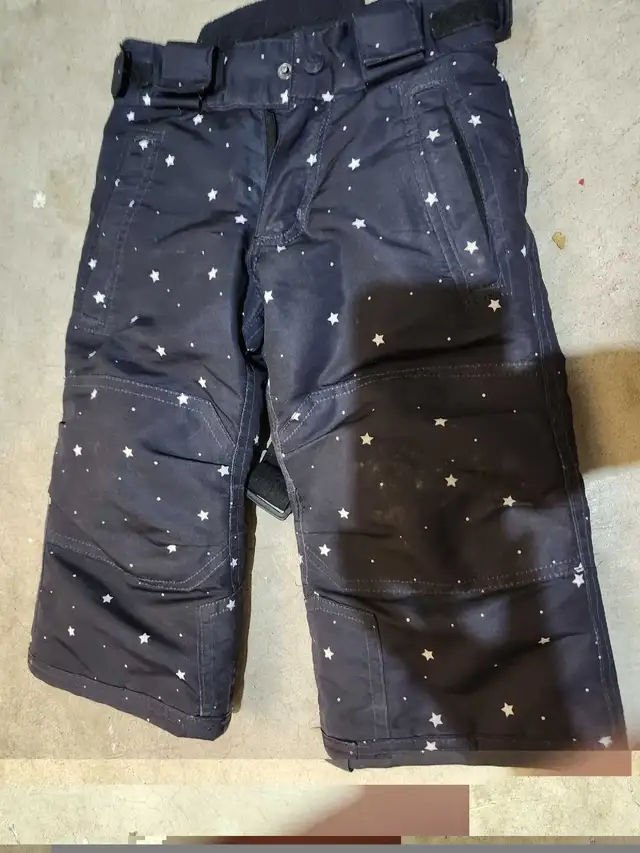 Snow Pants in Kids & Youth in Calgary - Image 3
