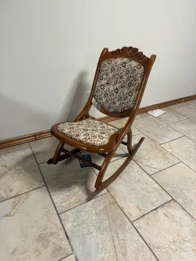Chaise Berçante Antique, View more
