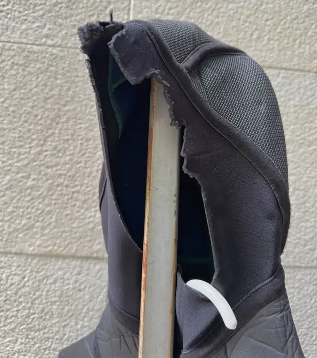 Wet Suit top -- size large -- neoprene -- hood ---- CRAZY CHEAP63234500050049122