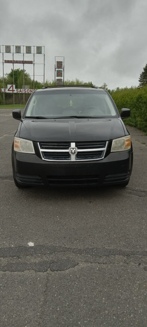 2010 Dodge Grand Caravan SE