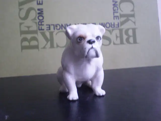 Beswick Dog Figurine - " Bulldog " - #3379 - in Arts & Collectibles in Kitchener / Waterloo - Image 2