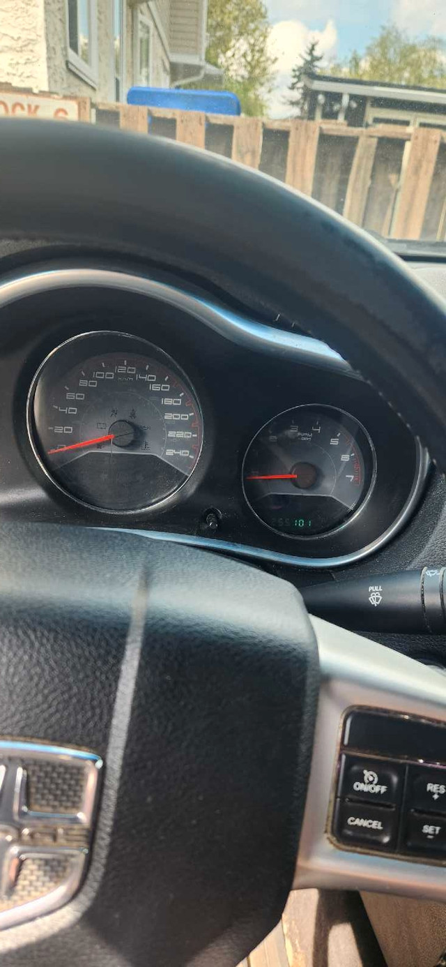 2012 dodge avenger  in Cars & Trucks in Edmonton - Image 3
