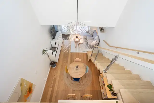 Tres beau condo au coeur d'Hochelaga avec mezzanine et terrasse in Long Term Rentals in City of Montréal - Image 3