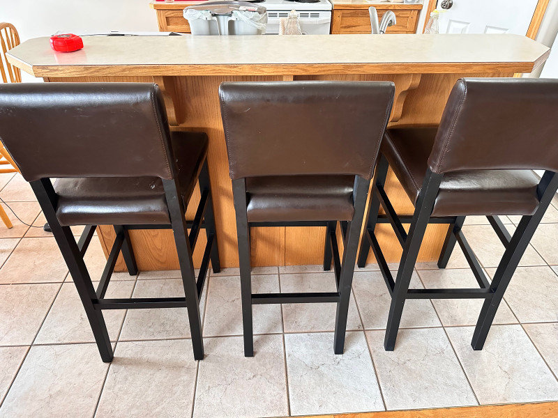 Bar Stool Free Stuff Calgary Kijiji