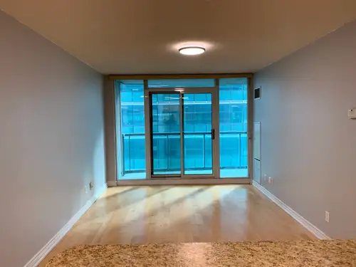 30 Grand Trunk - excellent location with Concierge service, Pool and Gym. $2250 includes parking spa...