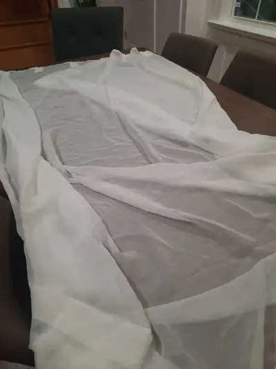 Selling 2 sets of sheers. $15 per set/pair. 2 panels - 89" long x 115 " wide 2 panels - 89" x 52" wi...