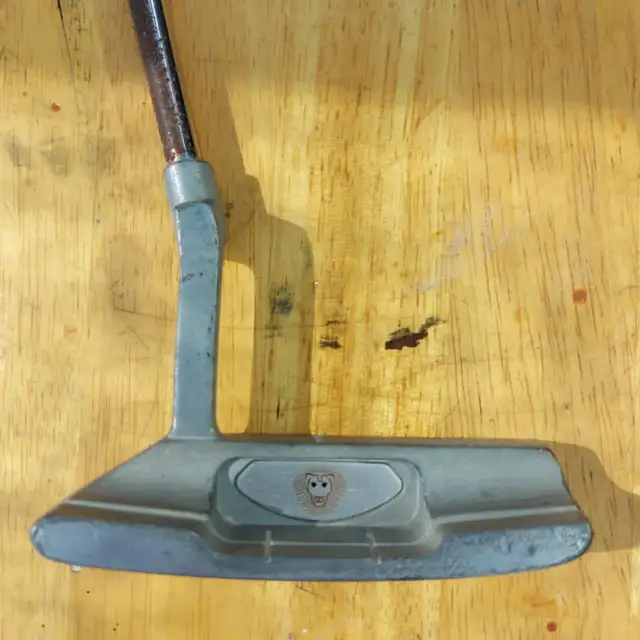 John Daly Putter (RH) - $30.00 in Golf in Belleville - Image 5