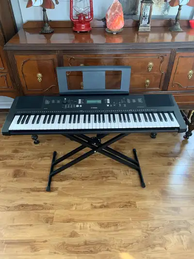 YAMAHA PSR-EW310 Clavier Portable 76 touches avec alimentation, View more