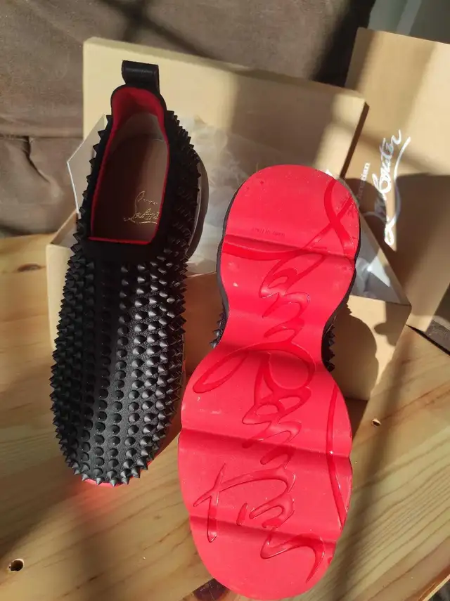 Black Spiked Slip-On Sneakers in Women's - Shoes in City of Toronto - Image 9