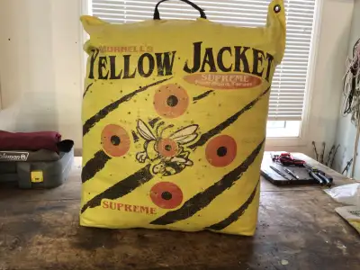 Morell's Yellow Jacket Supreme Field Point Archery Target, View more