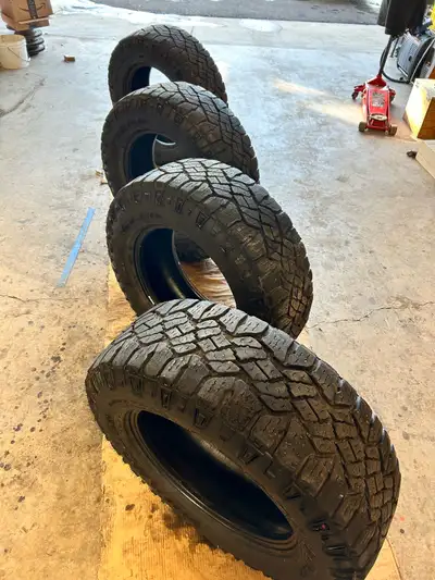 Goodyear Duratrac A/T Tires – Set of 4 (LT275/65R20) – Off 2022 GMC AT4 • Production date: 05/22 • E...