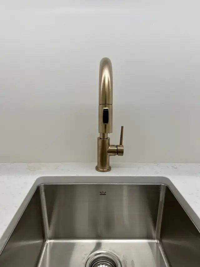 Plumber Apprentice Available for Small Jobs!406210129534003201