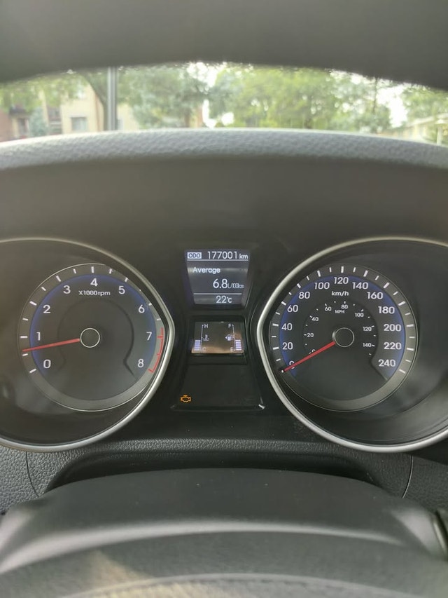 2013 Hyundai elantra gt — photo 4