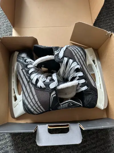 Bauer Size 2 Hockey Skates, View more