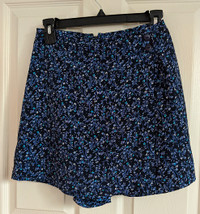 Girls Navy Blue Flower Skirt. In Size 9-10!