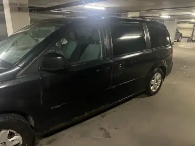 Selling my 2010 Dodge Grand Caravan. The van runs very well with engine and transmission in excellen...