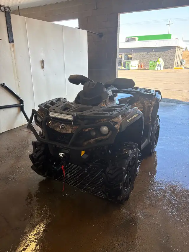 2022 can am outlander 850xt in ATVs in Cape Breton - Image 3