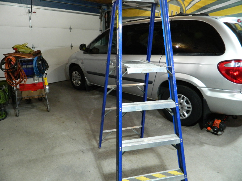 4 Step Platform Ladder Ladders & Scaffolding Edmonton Kijiji